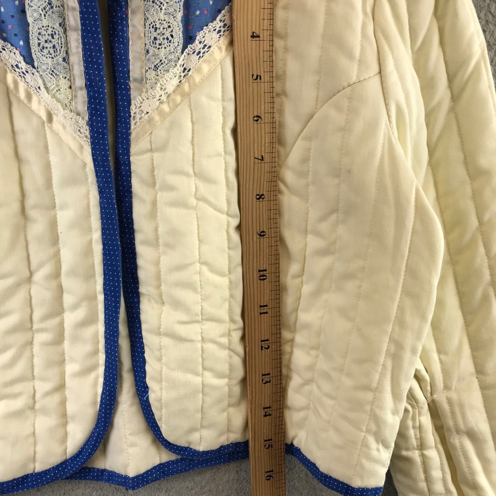 Vintage Quilted Cropped Jacket Cream Blue Floral Lace Victorian Style Women's S - Picture 3 of 6
